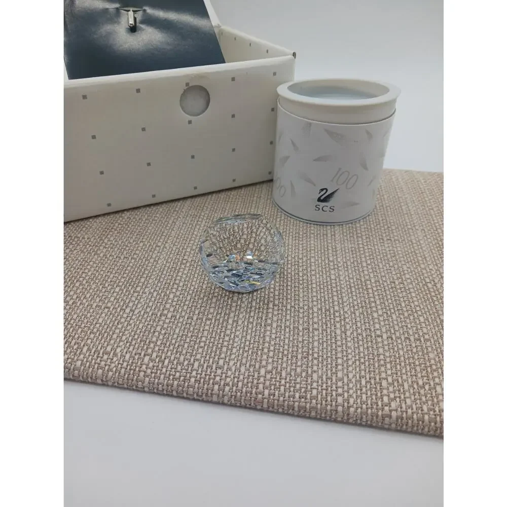 Swarovski SCS Collectors Society Faceted Crystal Paperweight & Pin Swan Logo Box